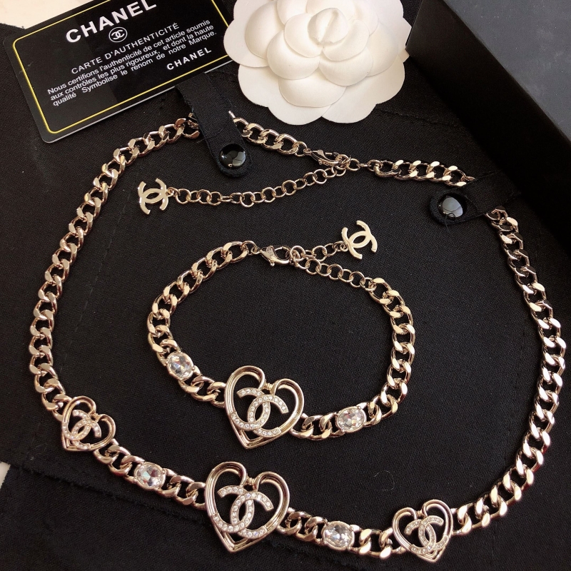 Ch**el necklaces